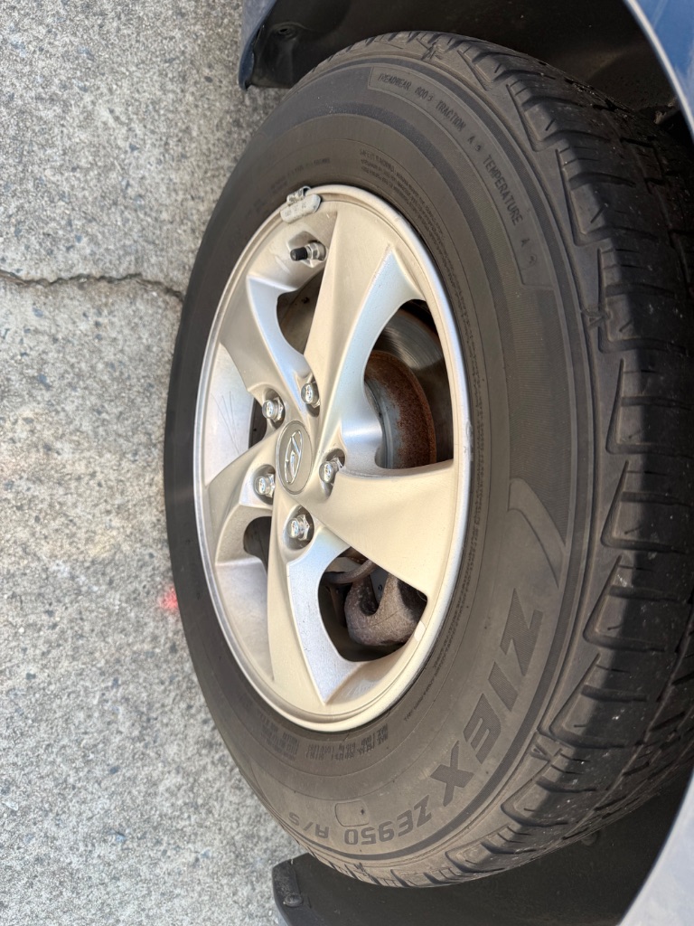 2016 Hyundai Elantra - $5,995