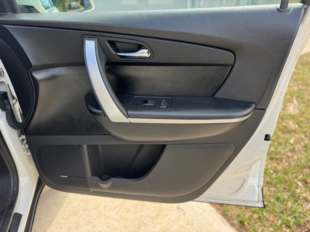 2012 GMC Acadia SLT-1 photo