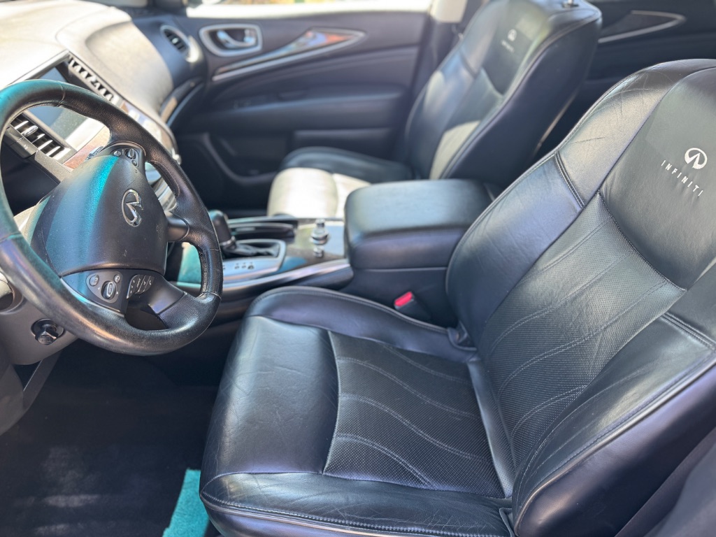 2013 Infiniti JX35 photo
