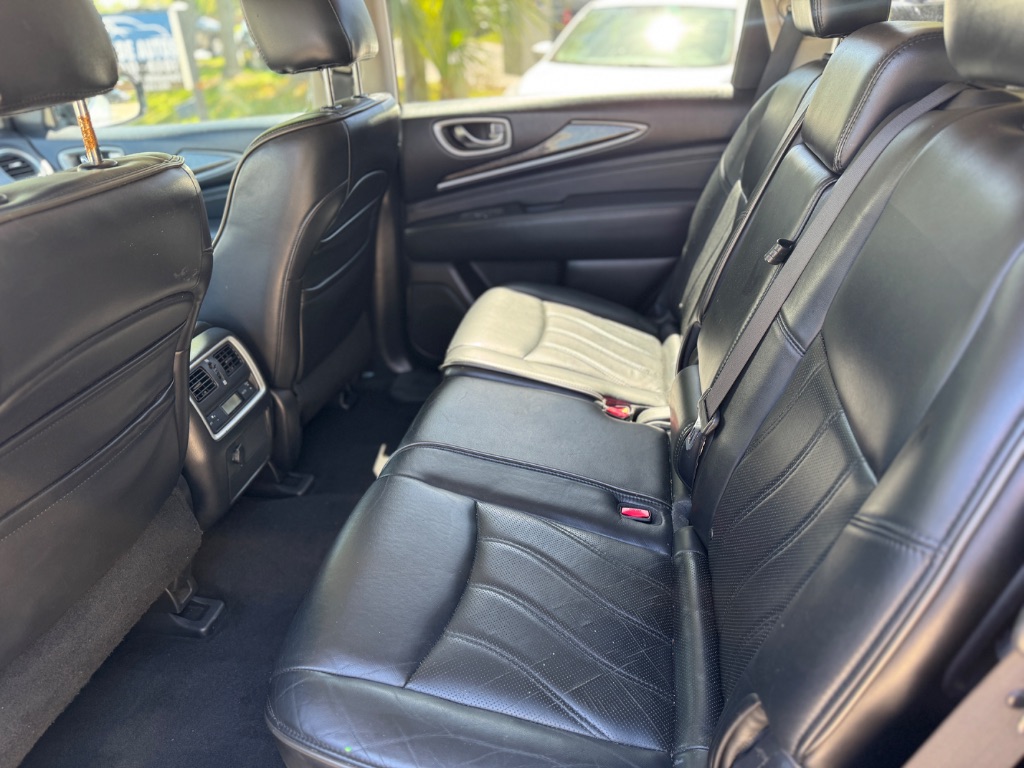 2013 Infiniti JX35 photo