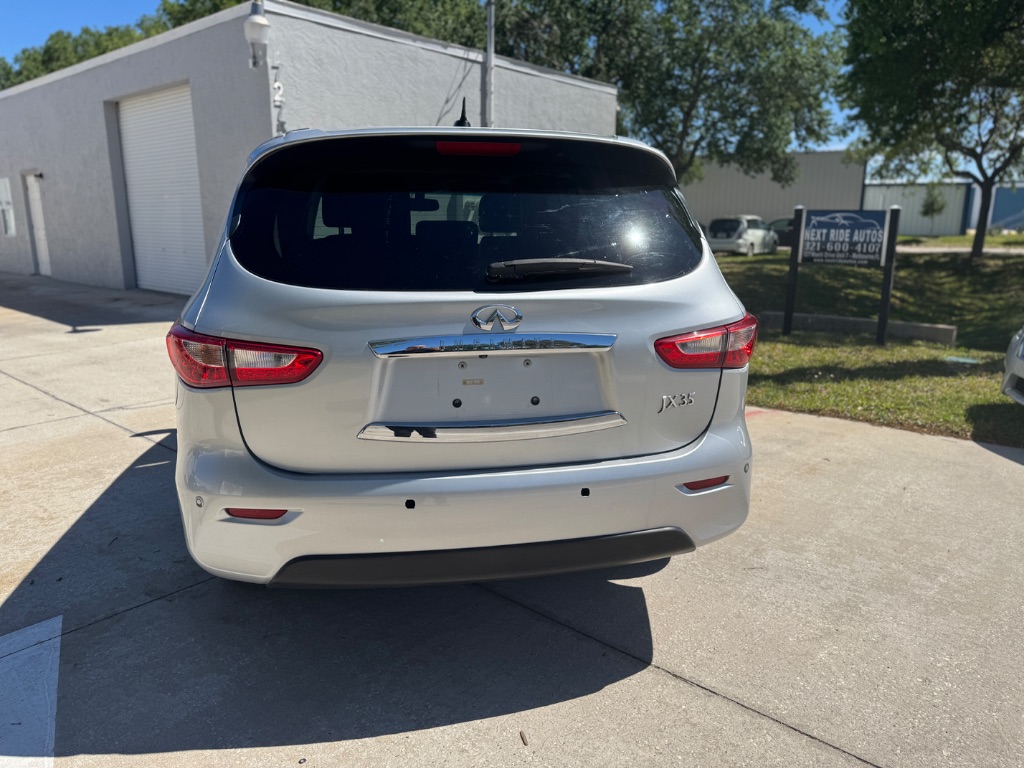 2013 Infiniti JX35 photo
