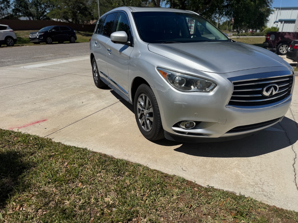 2013 Infiniti JX35 photo