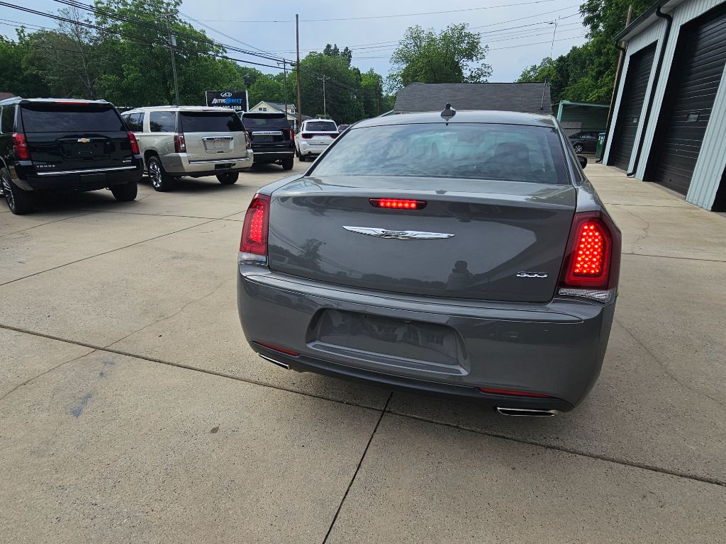 2022 Chrysler Pacifica Touring L photo 37