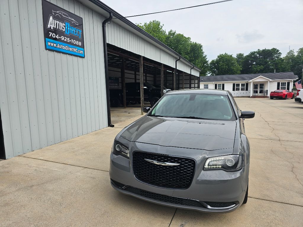 2022 Chrysler Pacifica Touring L photo 34