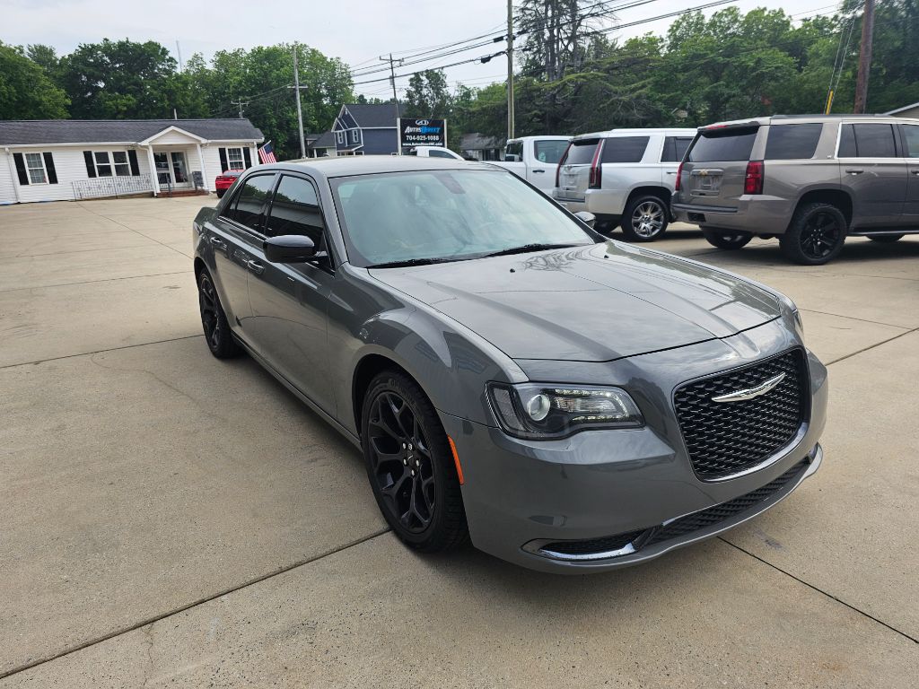 2022 Chrysler Pacifica Touring L photo 26