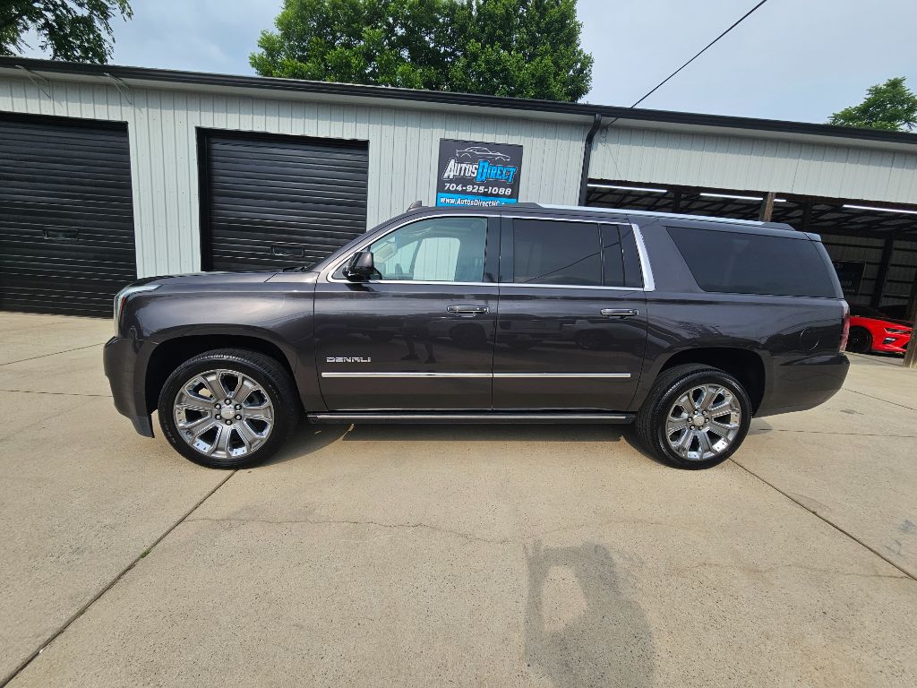 2016 GMC Yukon XL 1500 Denali photo