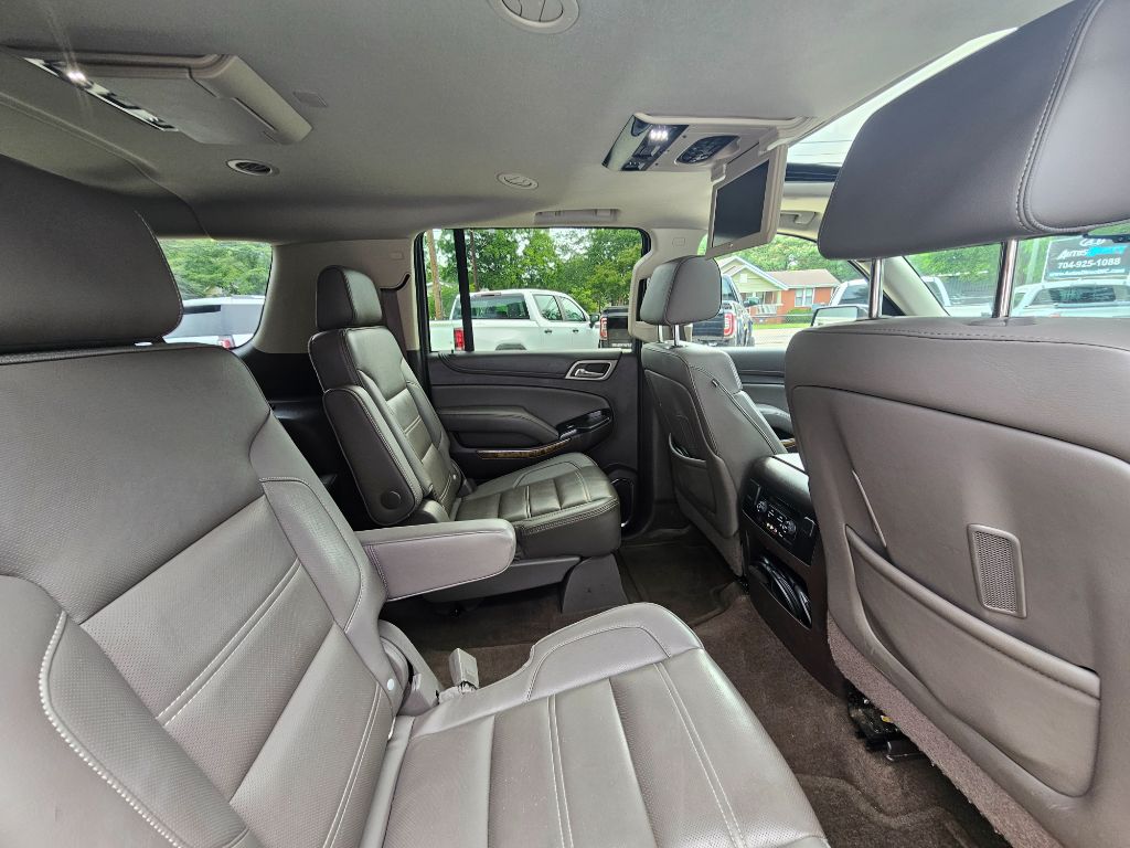 2016 GMC Yukon XL 1500 Denali photo