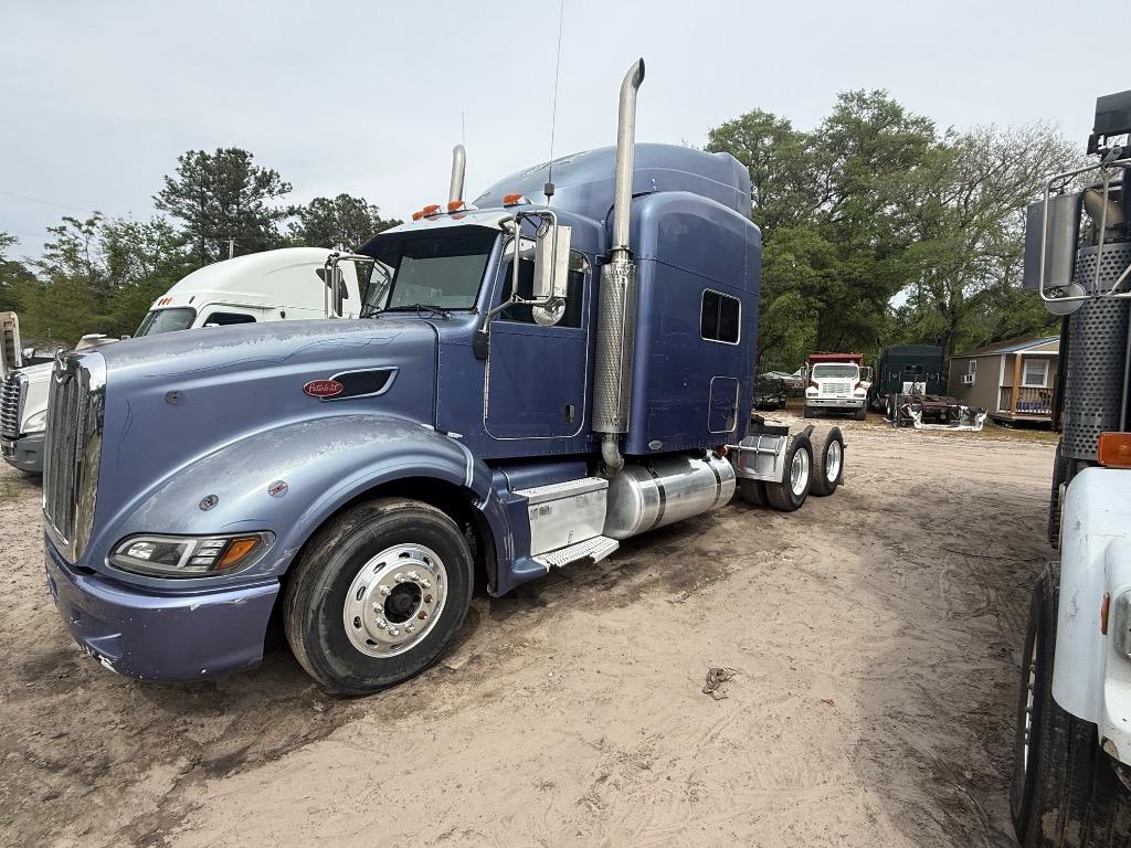 2007 Peterbilt 387 - $24,500