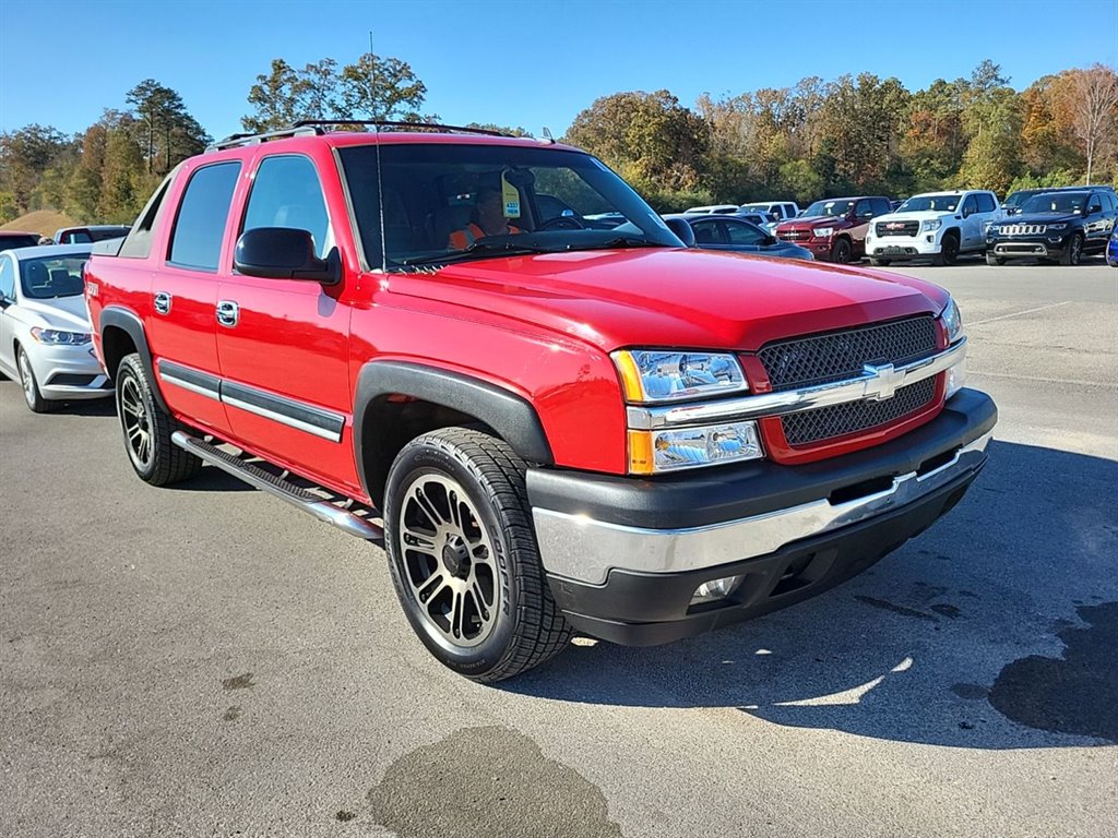 The 2006 Chevrolet Avalanche LS 1500 photos