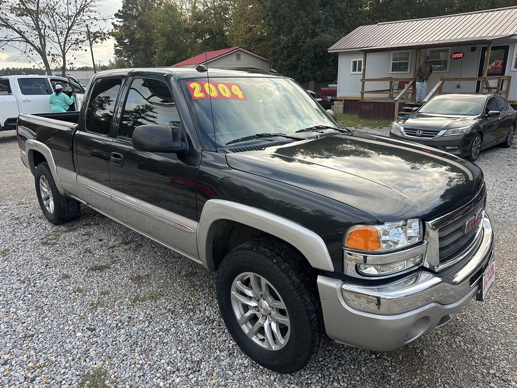 2004 GMC Sierra 1500 Work Truck photo