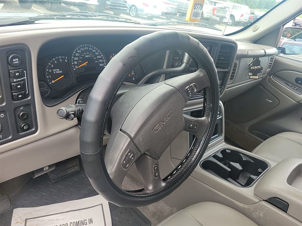 2004 GMC Sierra 1500 Work Truck photo