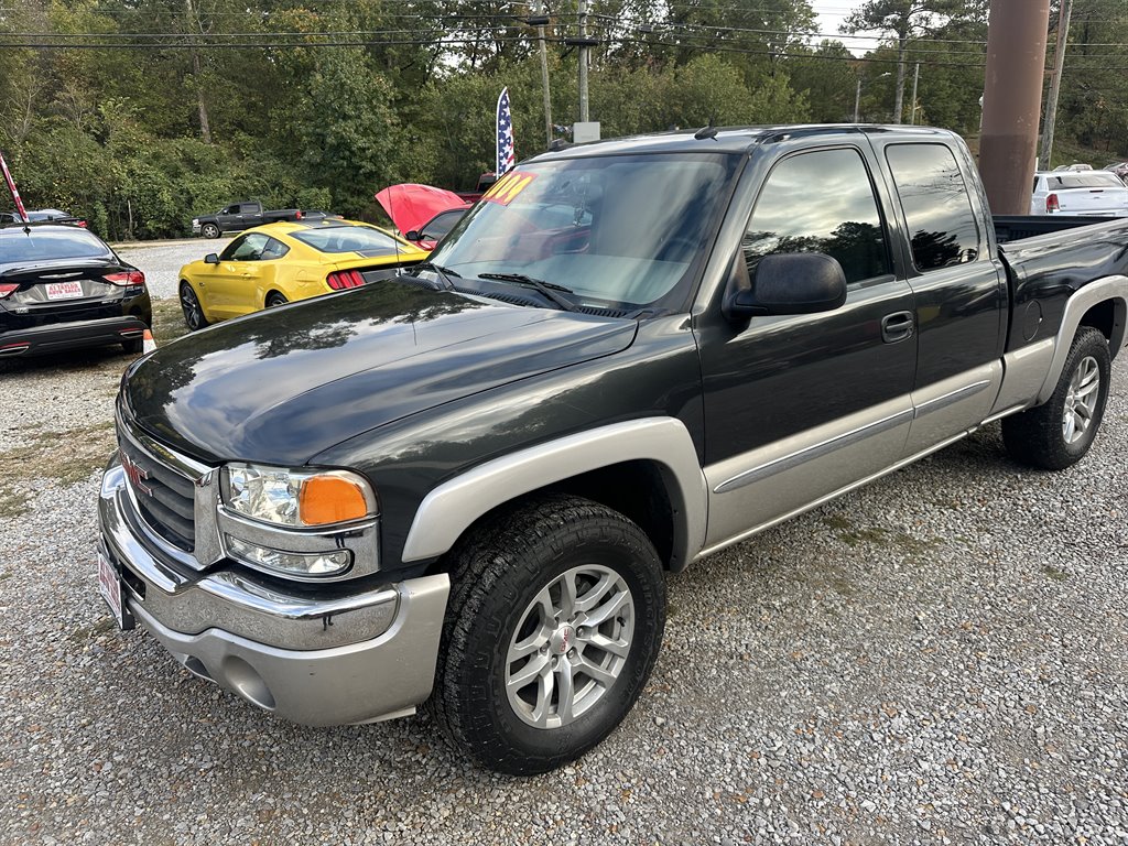 2004 GMC Sierra 1500 Work Truck photo