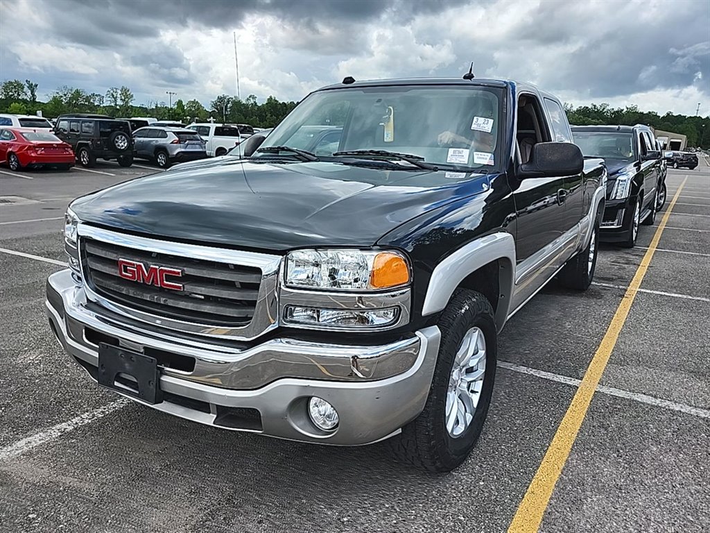 2004 GMC Sierra 1500 Work Truck photo