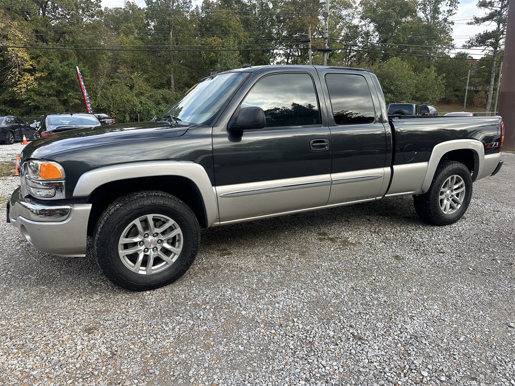 2004 GMC Sierra 1500 Work Truck photo