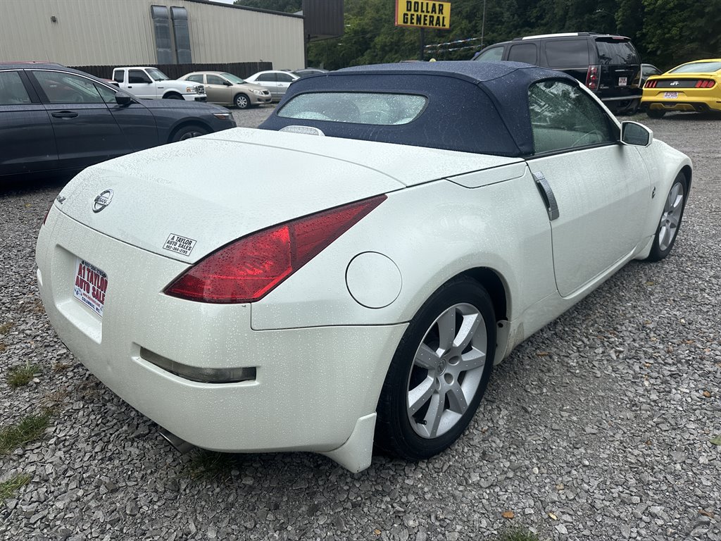 2004 Nissan 350Z Enthusiast photo