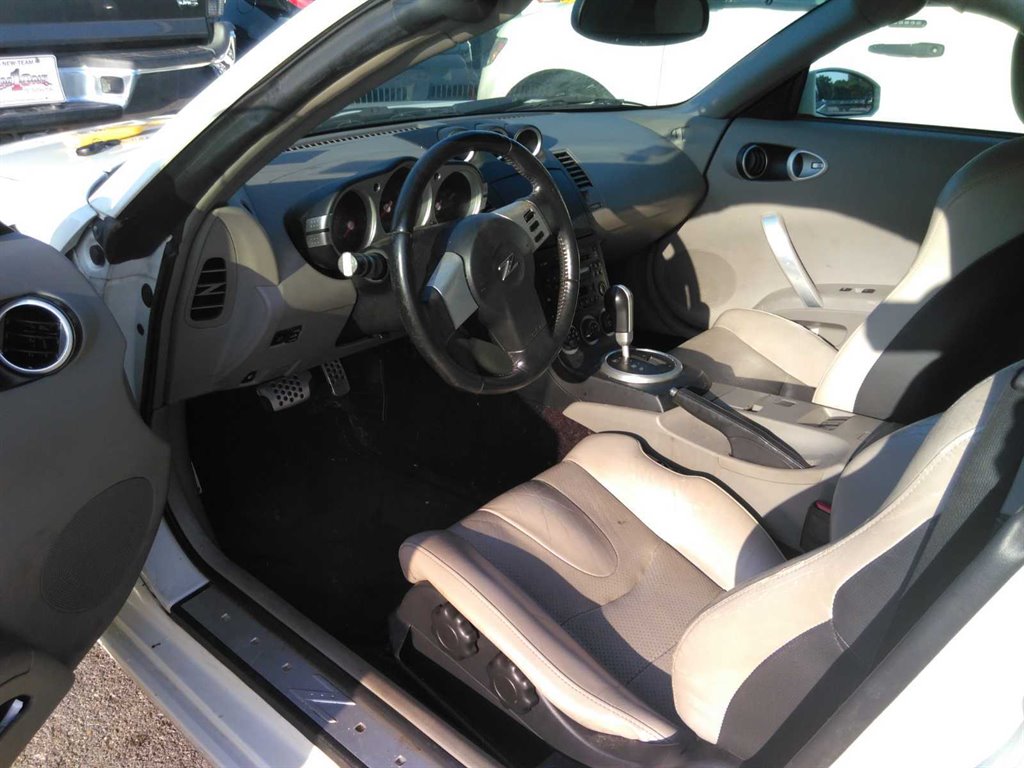 2004 Nissan 350Z Enthusiast photo