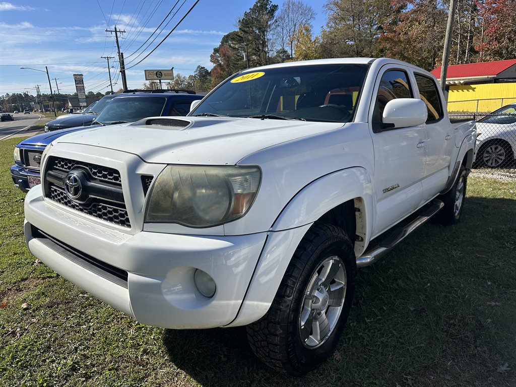 2011 Toyota Tacoma V6 photo