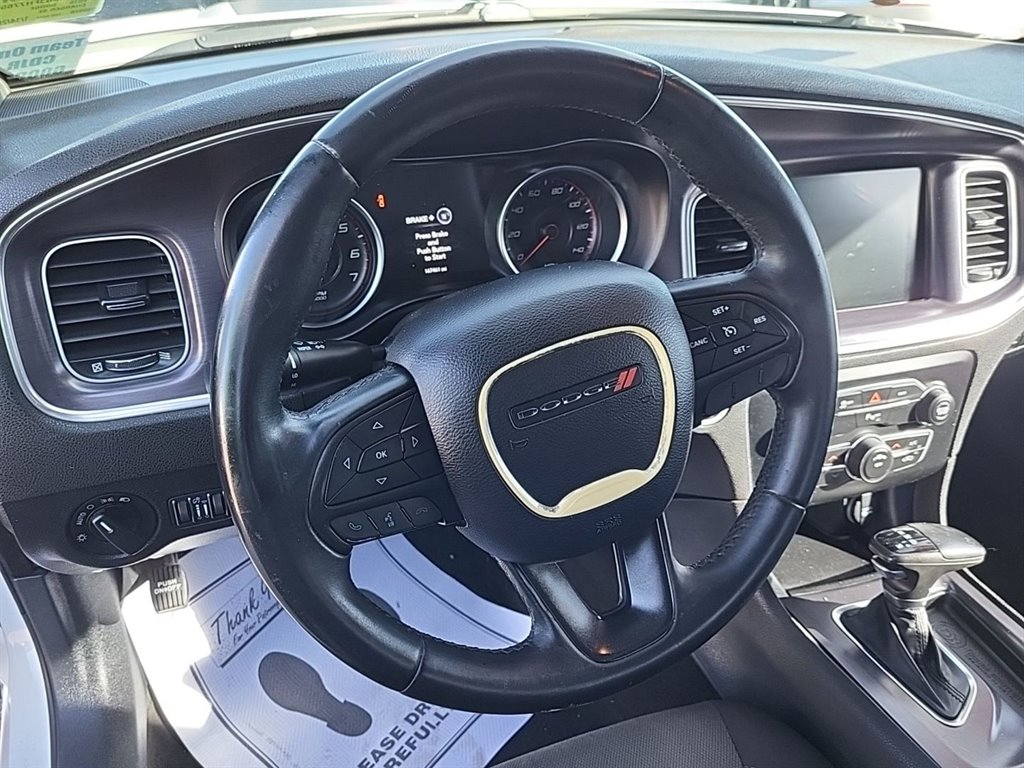 2015 Dodge Charger SE photo