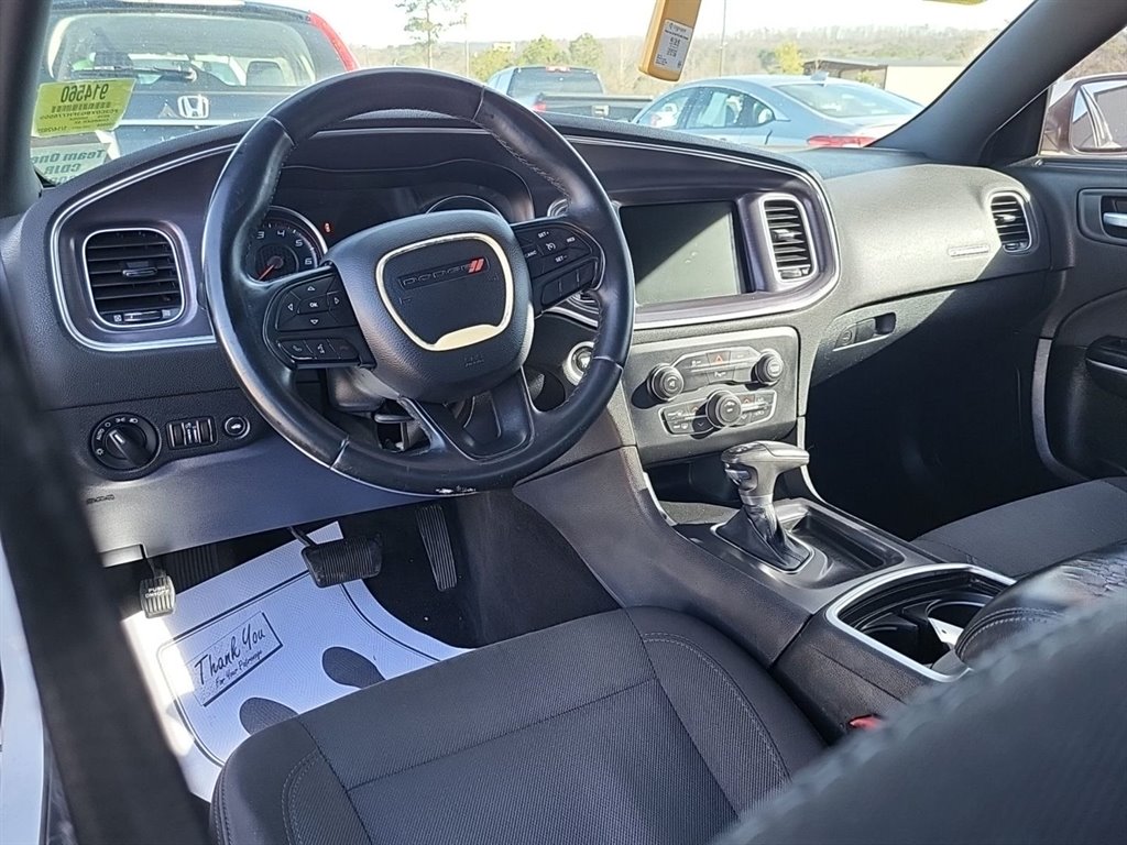 2015 Dodge Charger SE photo