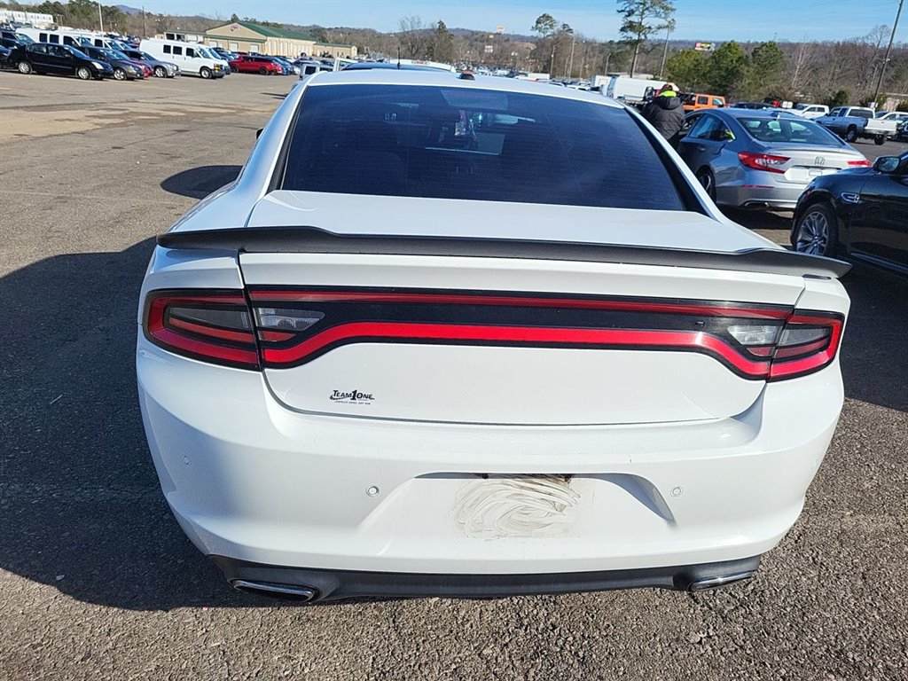 2015 Dodge Charger SE photo