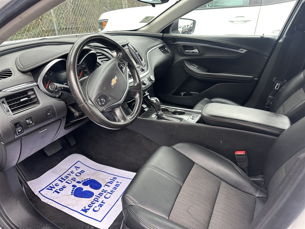 2019 Chevrolet Impala LT photo
