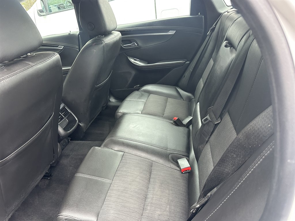 2019 Chevrolet Impala LT photo