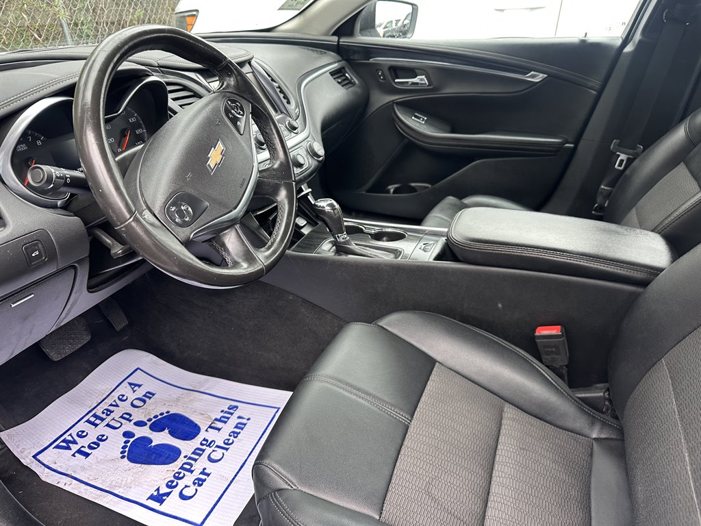 2019 Chevrolet Impala LT photo