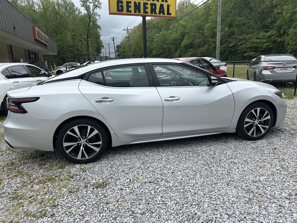 2020 Nissan Maxima SV photo