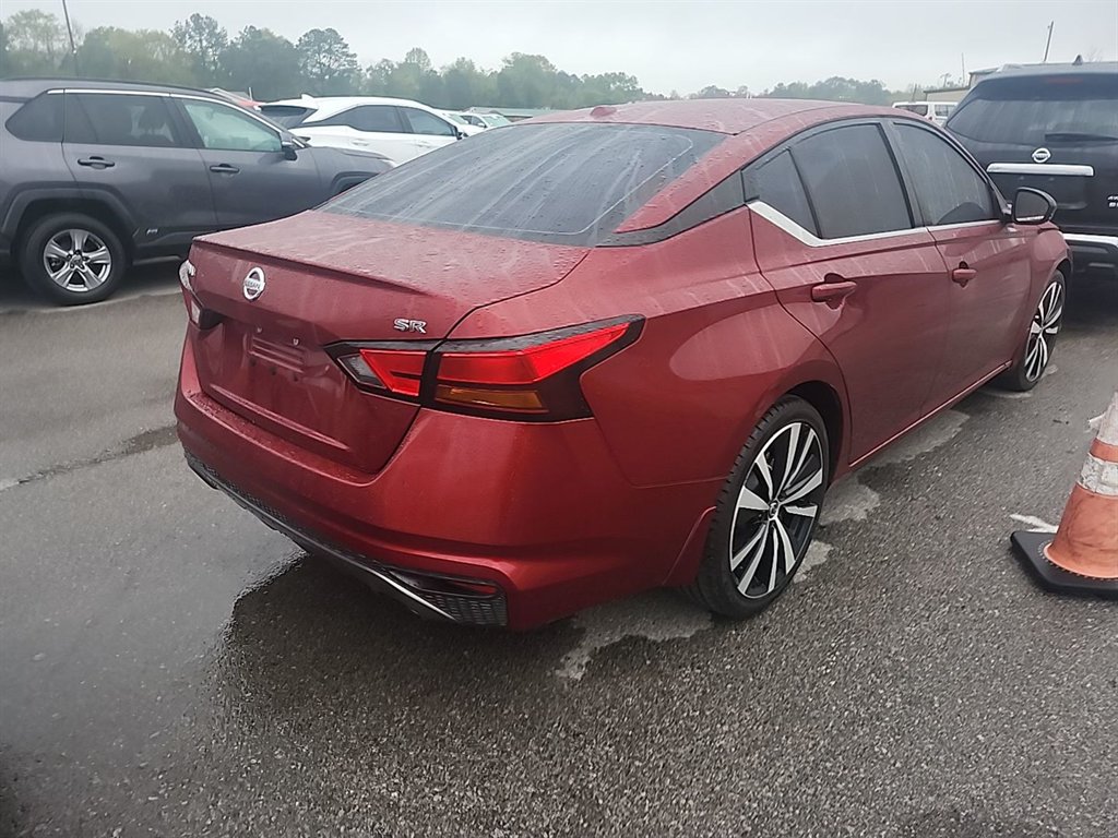 2019 Nissan Altima SR photo