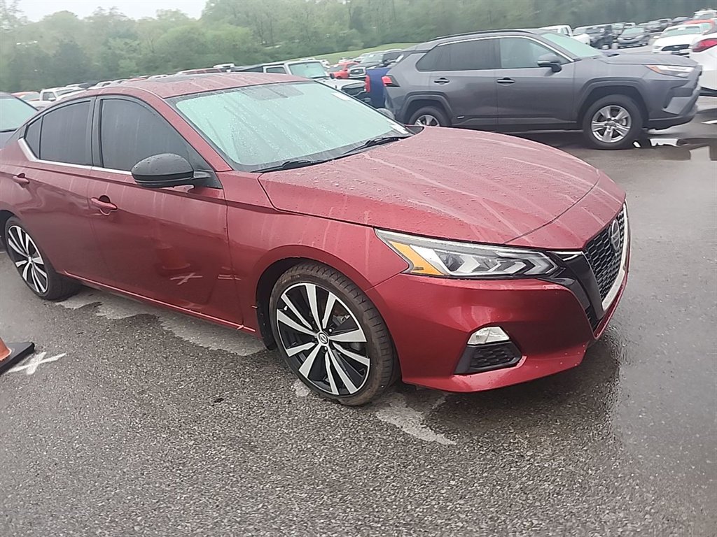 2019 Nissan Altima SR photo