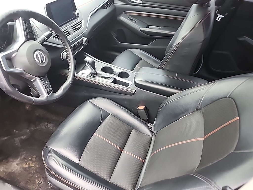 2019 Nissan Altima SR photo