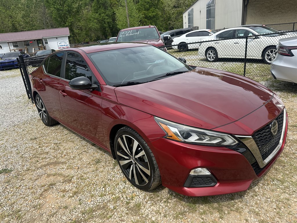 2019 Nissan Altima SR photo