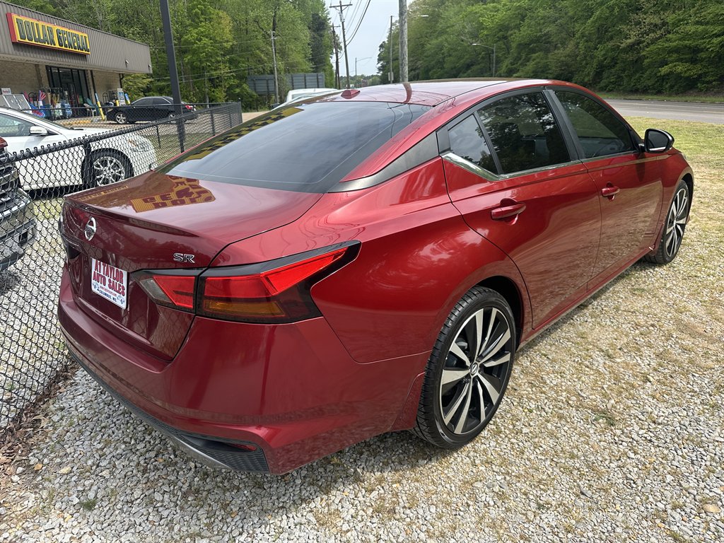 2019 Nissan Altima SR photo