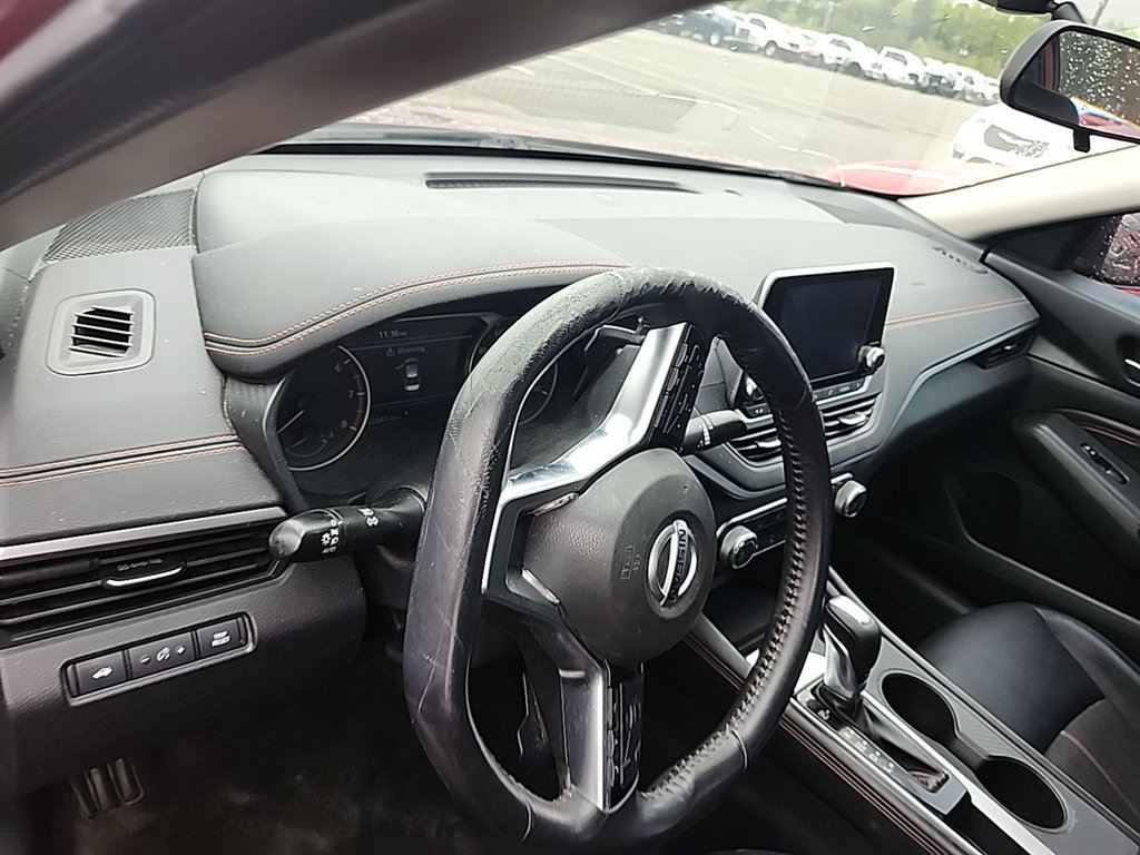 2019 Nissan Altima SR photo