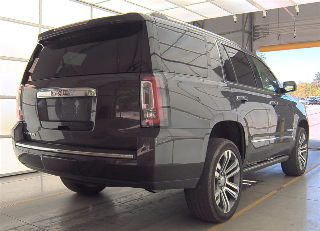 2018 GMC Yukon Denali photo