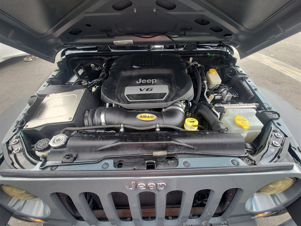 2015 Jeep Wrangler Unlimited Sport photo