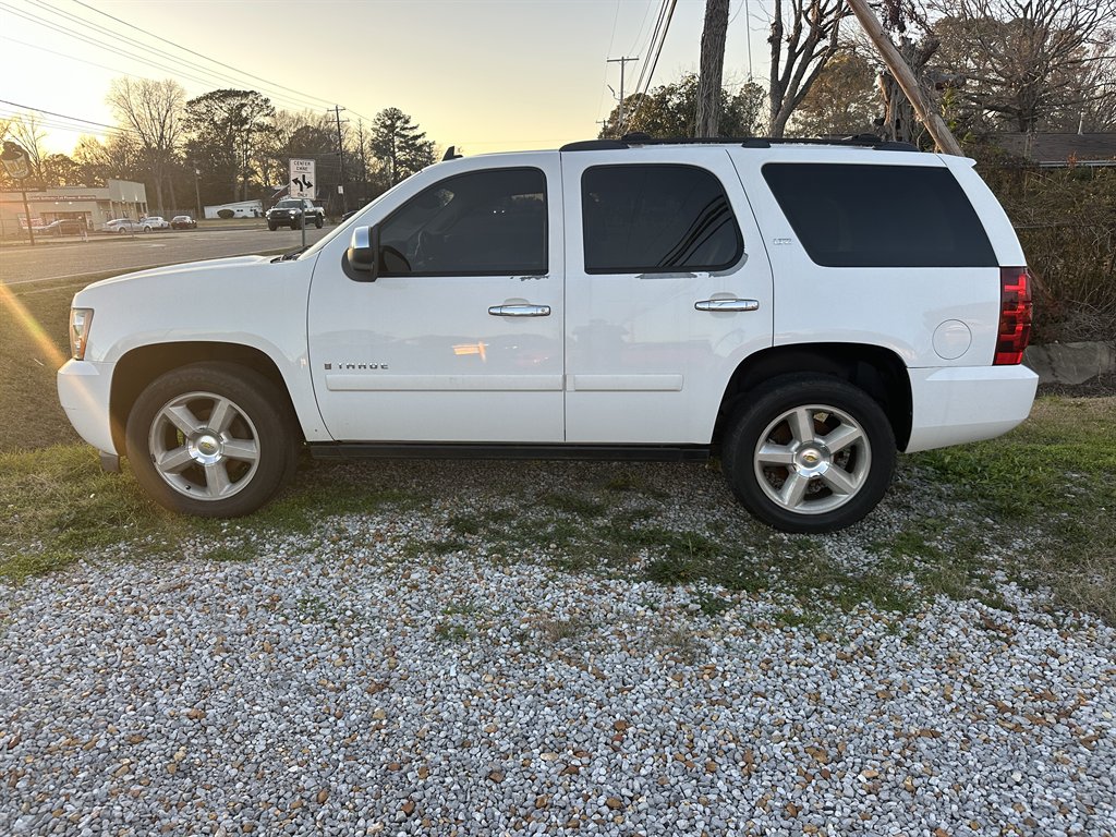 2007 Chevrolet Tahoe - $8,900