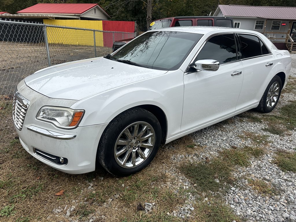 2012 Chrysler 300 - $9,950