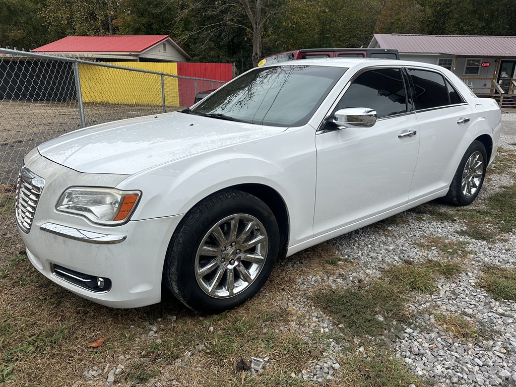 2012 Chrysler 300 - $9,950