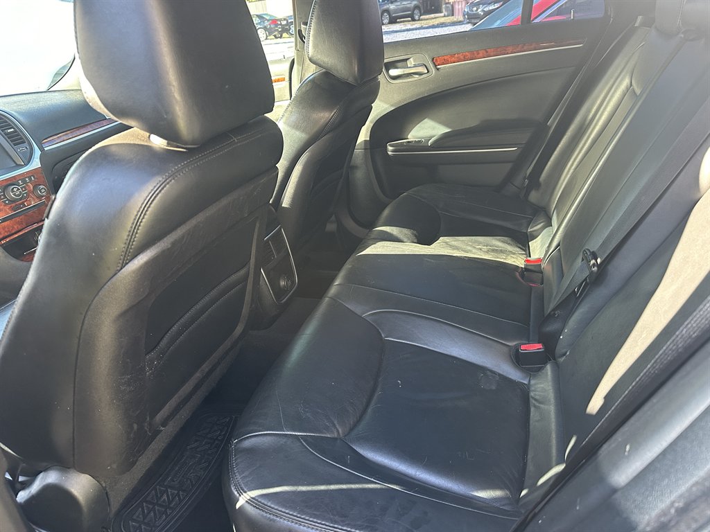 2012 Chrysler 300 - $9,950
