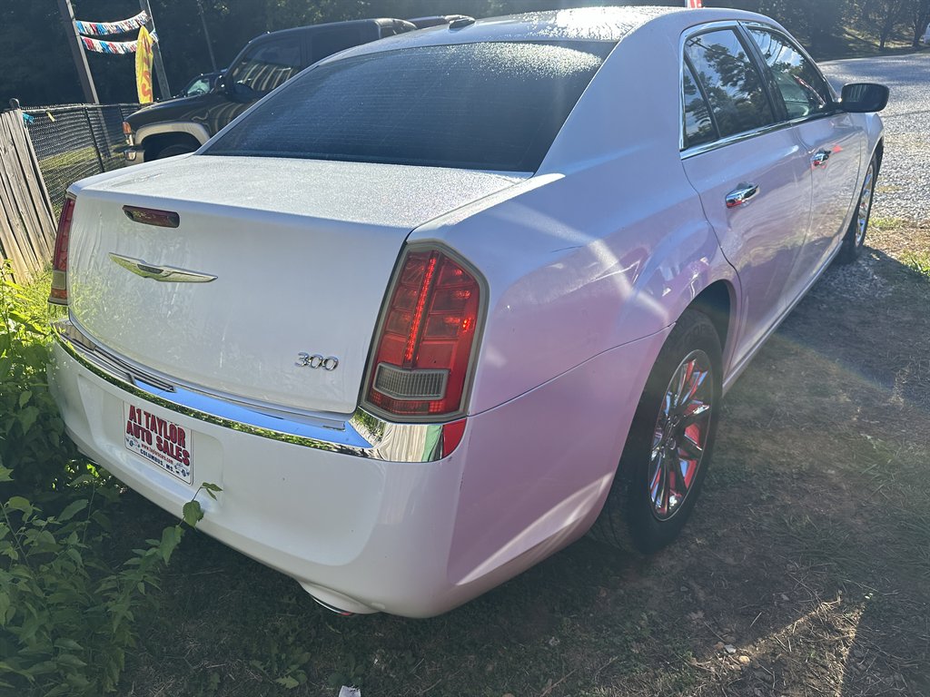2012 Chrysler 300 - $9,950