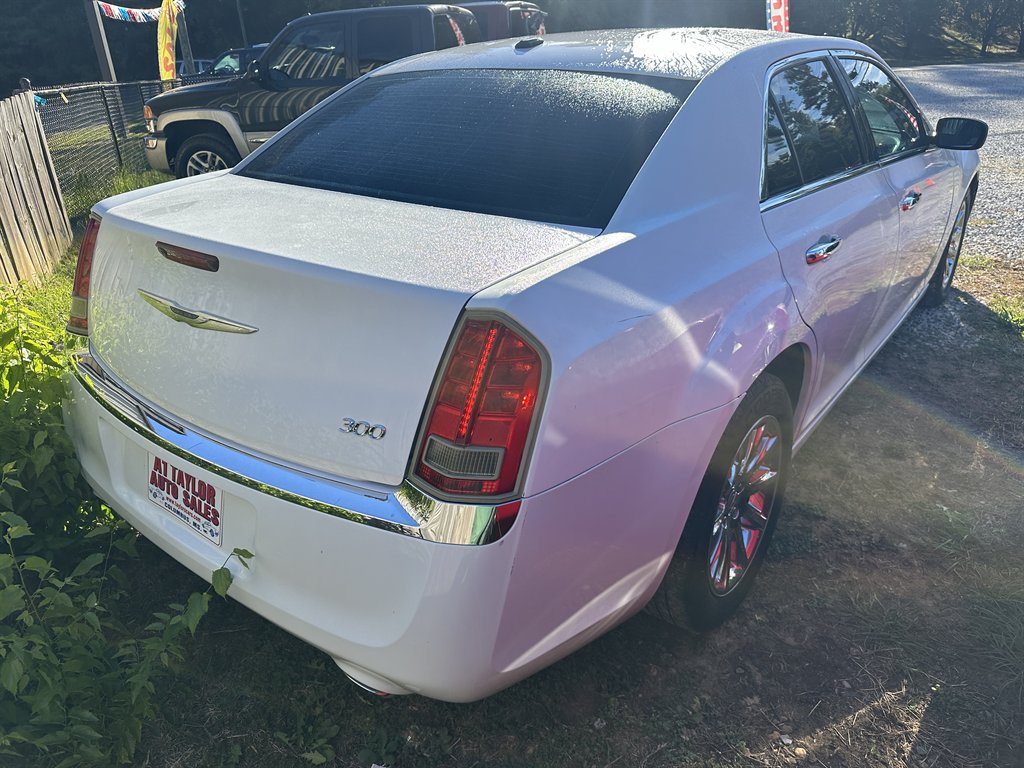 2012 Chrysler 300 - $9,950