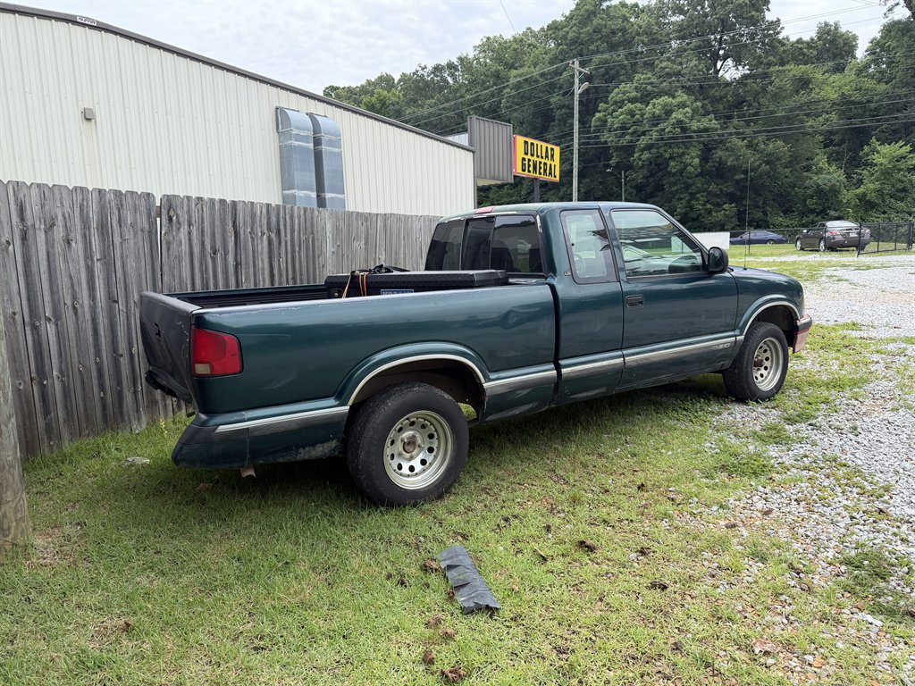 1996 Chevrolet S10 - $4,200