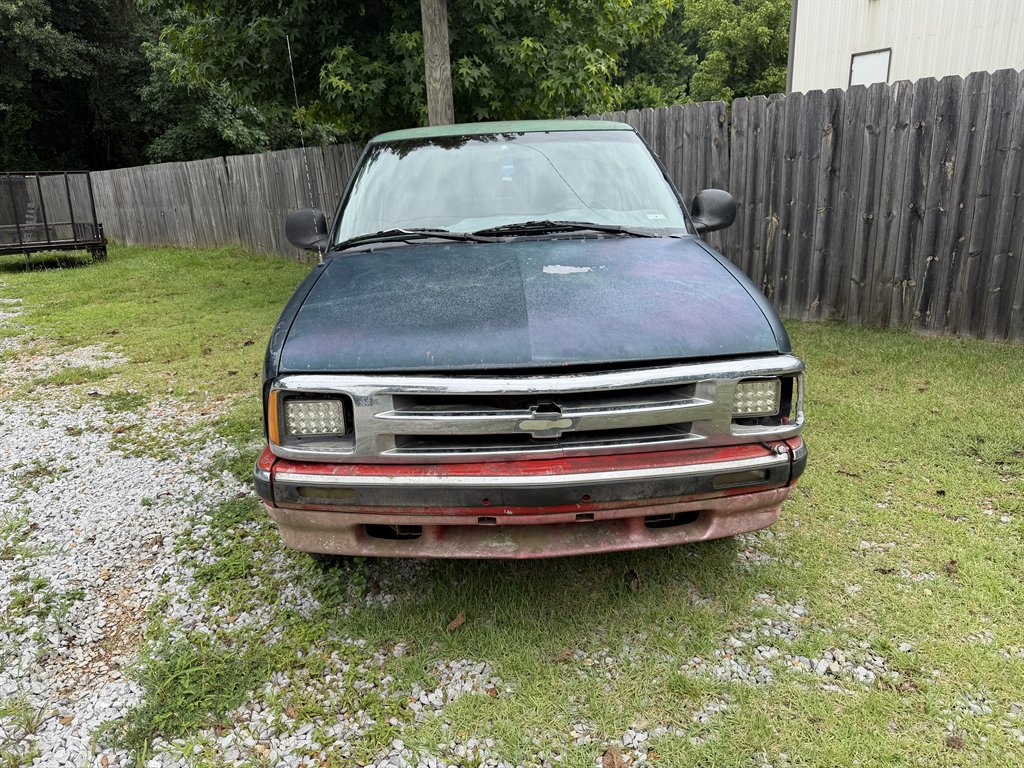 1996 Chevrolet S10 - $4,200