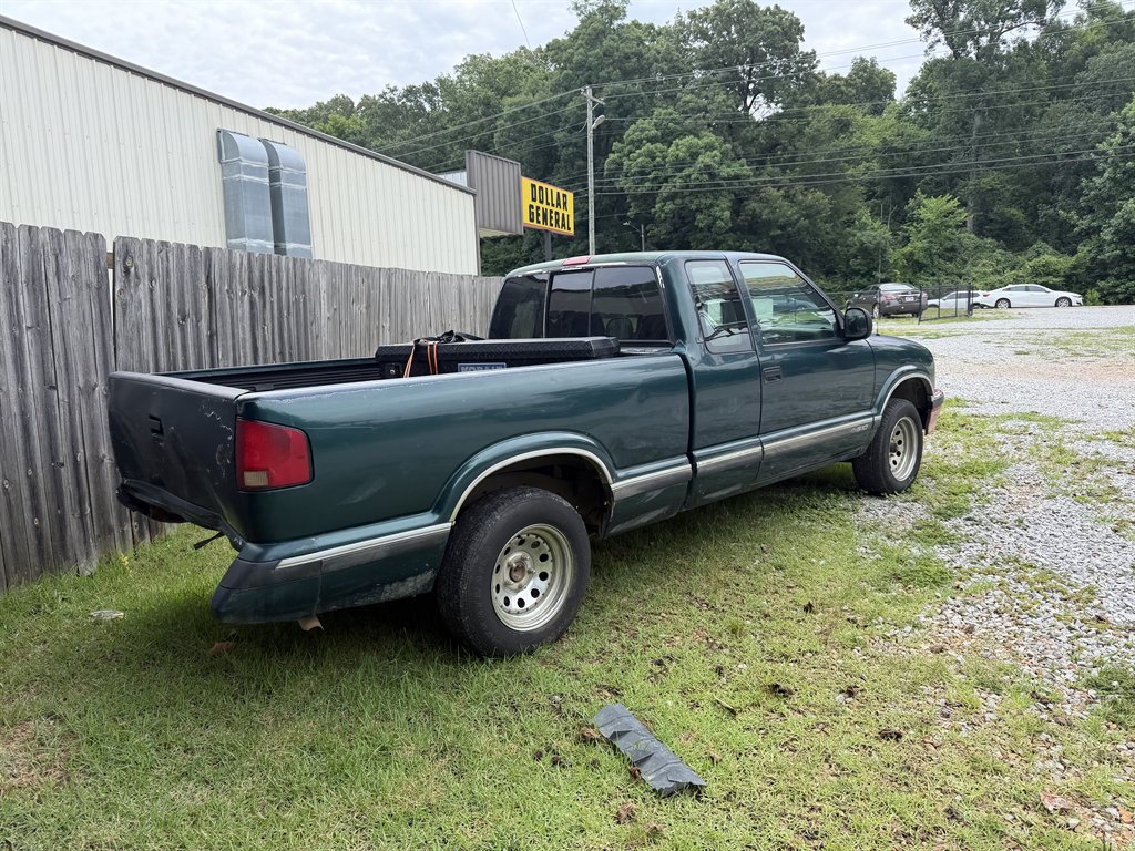 1996 Chevrolet S10 - $4,200