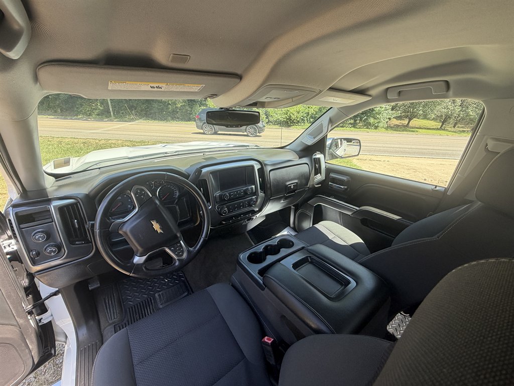 2018 Chevrolet Silverado - $17,900