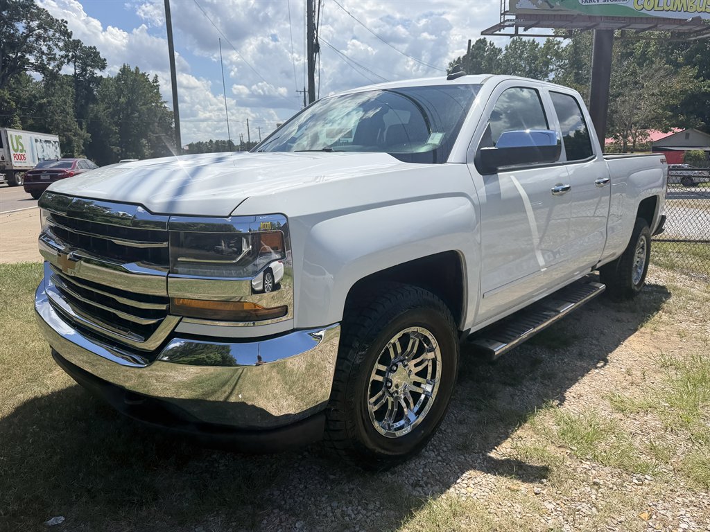 2018 Chevrolet Silverado - $17,900