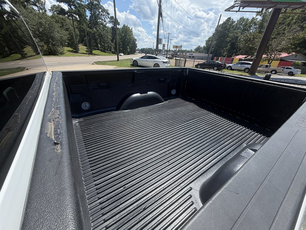2018 Chevrolet Silverado - $17,900