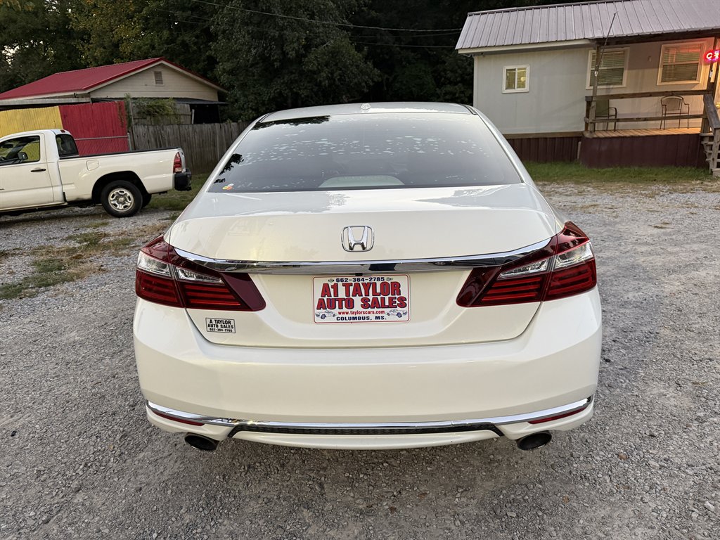 2017 Honda Accord - $15,500