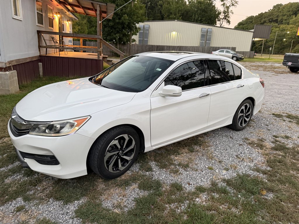 2017 Honda Accord - $15,500